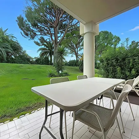 Res Du Golfe-4 Couchages -1chambre-piscine-parking דירה גולף-ז'ואן